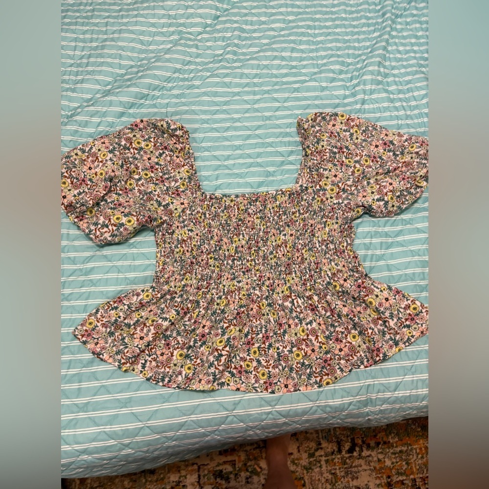 EUC Ana Floral Crop Top Xl no flaws - Picture 4 of 8